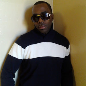 Meet your Posher, Yves